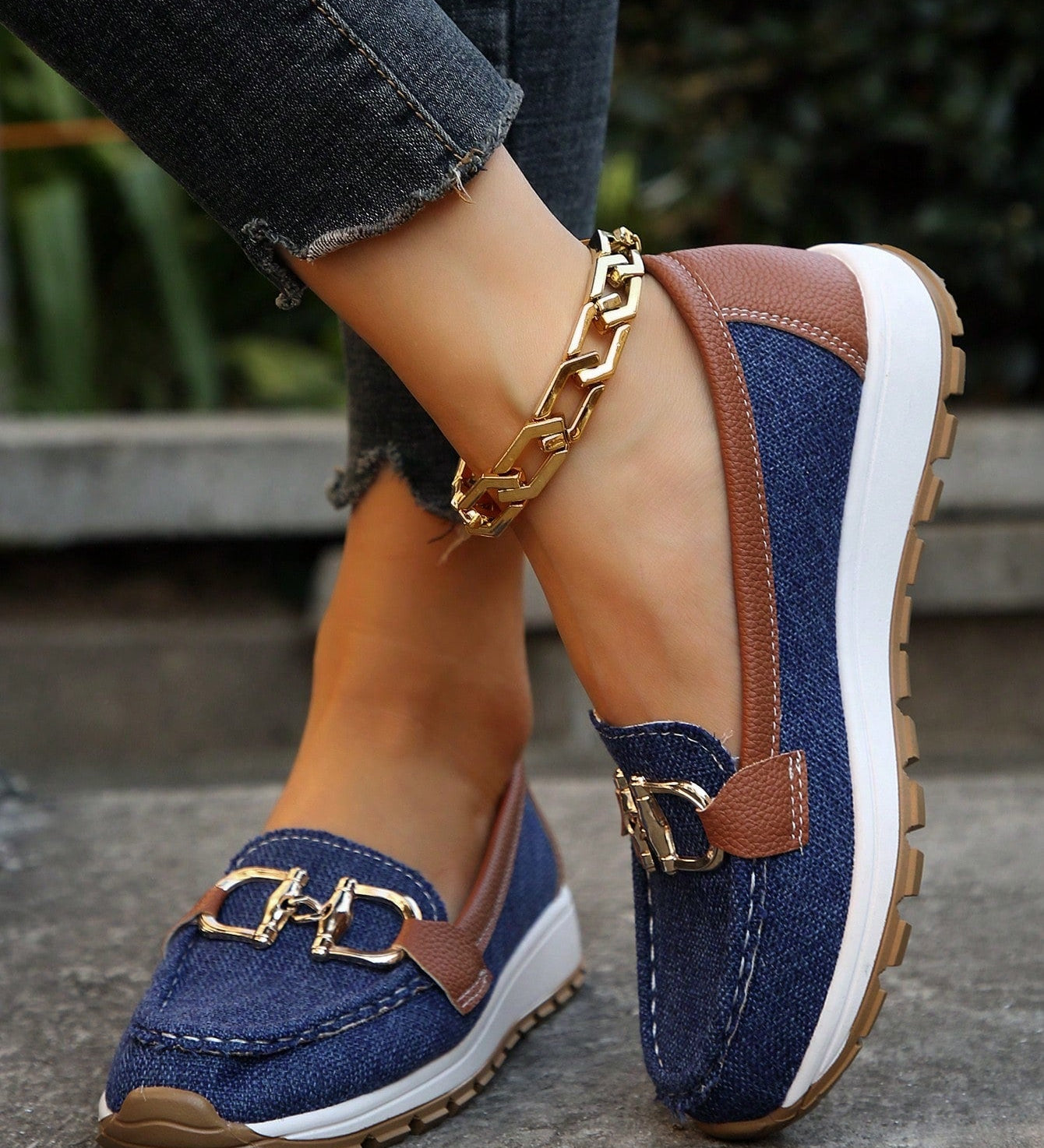 Ellie | Shimmering Lame Sanga Loafers