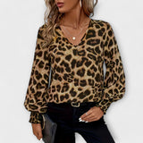 Jadranka | Elegantná blúzka s leopardím motívom