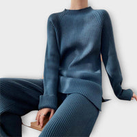 Nina | Minimalist Design and Relaxed Fit Knit Set