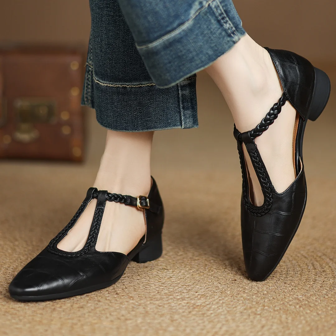 Mary Janes | Elegant Footwear