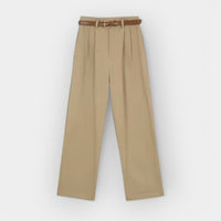 Aylin | Letné Capri nohavice" can be rewritten as "Aylin | Letné Capri Pants.