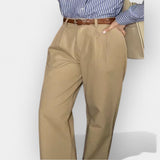 Aylin | Letné Capri nohavice" can be rewritten as "Aylin | Letné Capri Pants.