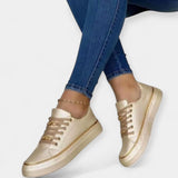 Victoria | Elegant Walkers