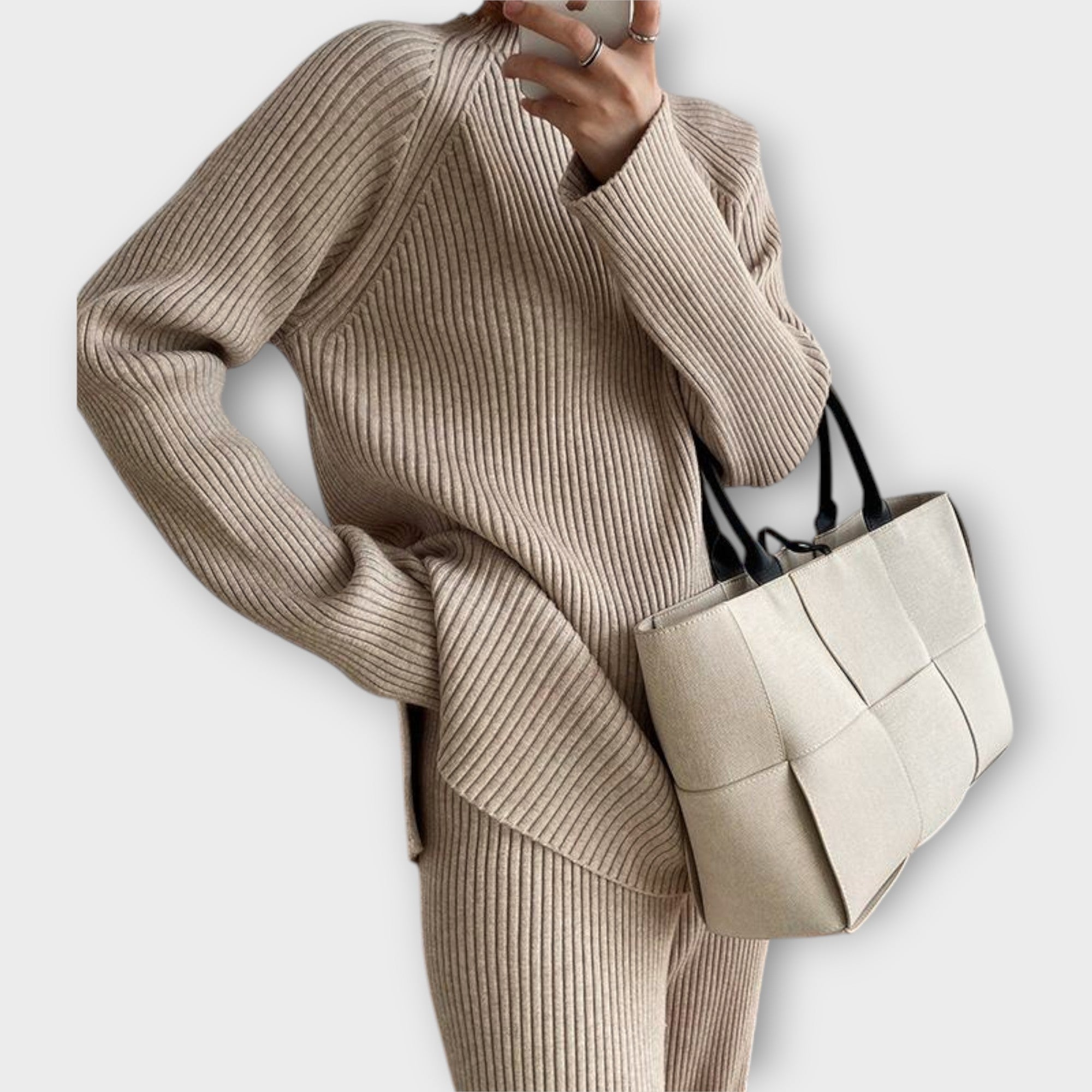 Nina | Minimalist Design and Relaxed Fit Knit Set